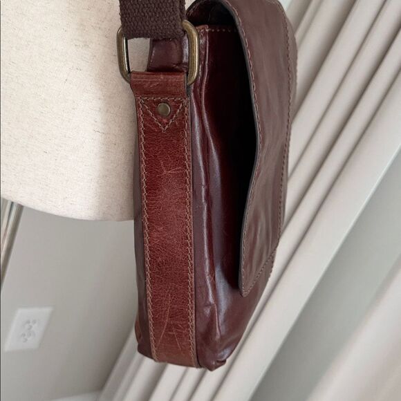 Fossil Brand Vintage Brown Leather Crossbody Messenger Bag Adjustable Strap - Picture 6 of 15